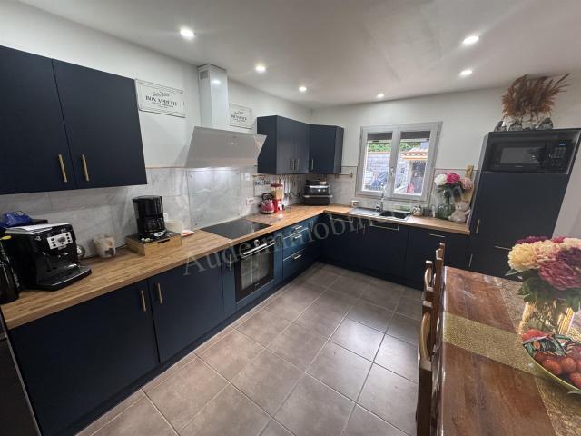 Villa de plain pied avec jardin et garage 89m² Carcassonne