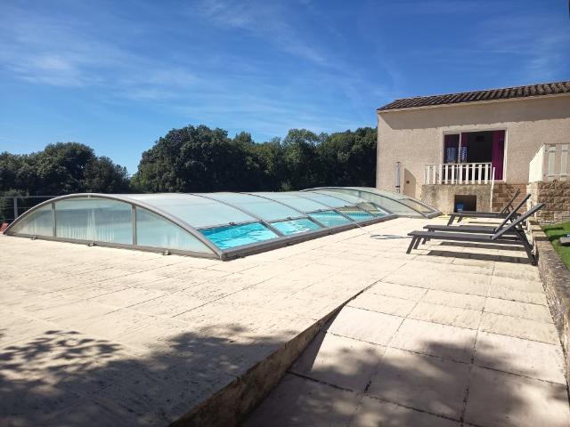 Villa de plain pied de 200 m² sur 6550 m² 200m² Montolieu