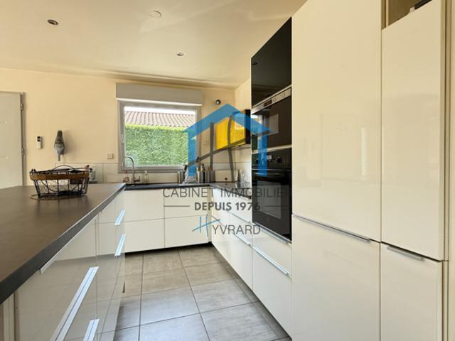 Villa de plain pied de 96.17 m2 avec garage et terrain de 80