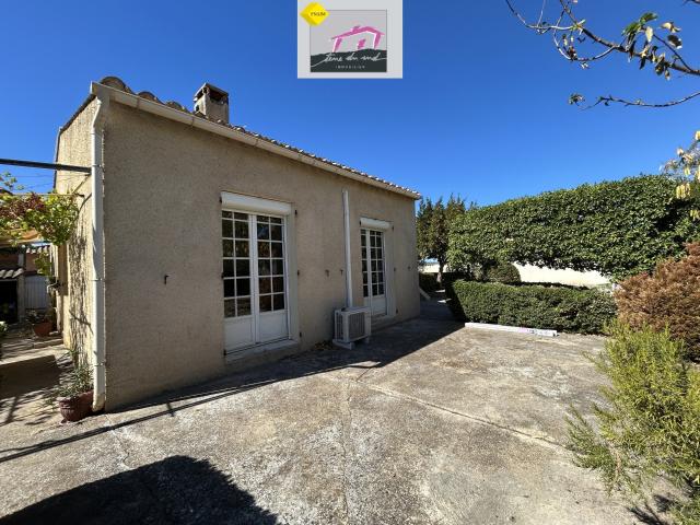 Villa de plain pied 4 chambres avec 1000m2 de terrain 102m² Luc sur Orbieu