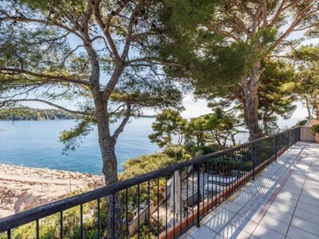 Villa de prestige à la vente sur Hyères