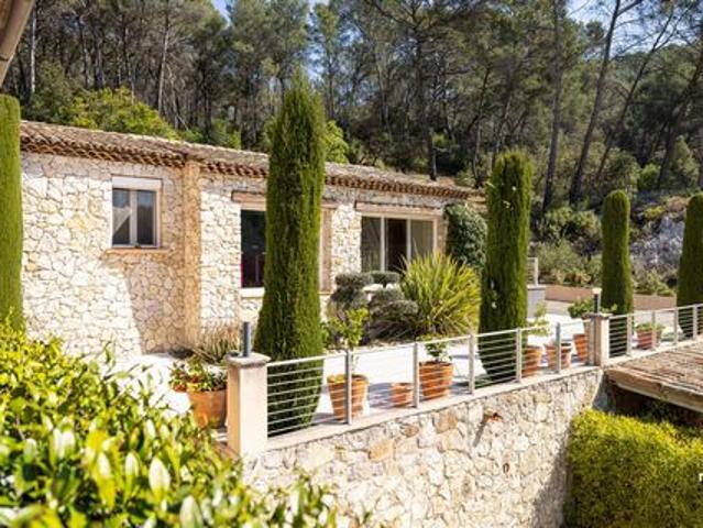 Villa de prestige à vendre sur Vence