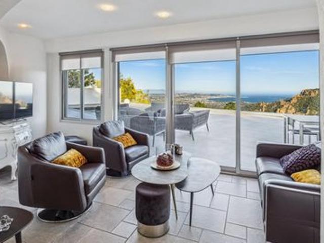 Villa de prestige à vendre sur Fréjus