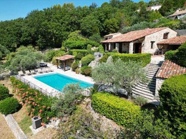 Villa de prestige à vendre sur Seillans