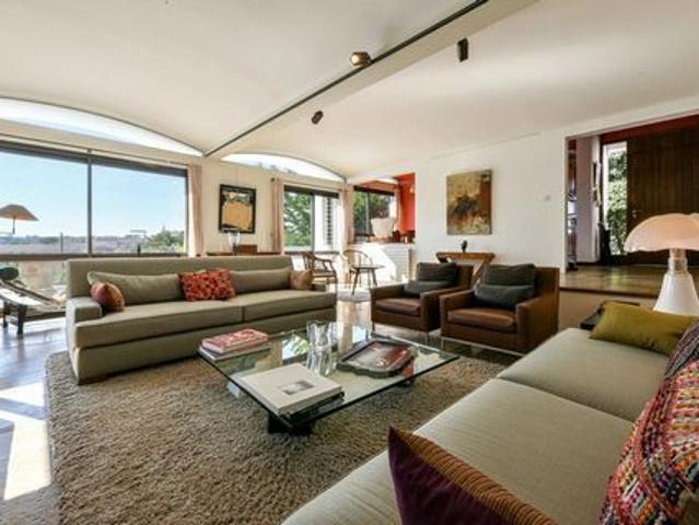 Villa de prestige à la vente sur Nîmes