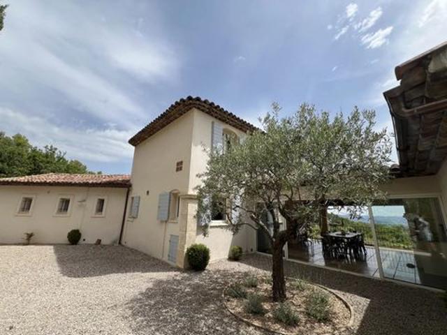 Villa de prestige à vendre sur Seillans