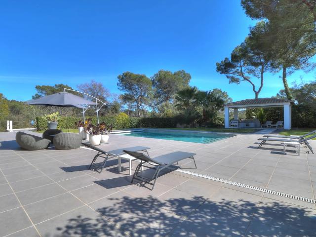 Villa de prestige en domaine privé recherché – Mougins