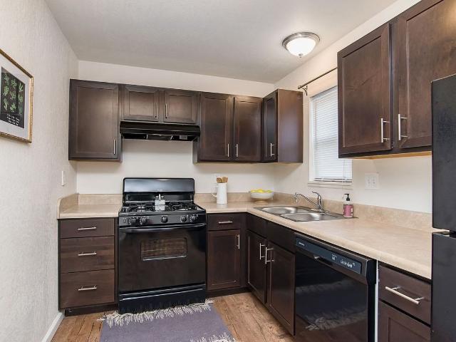 Villa Del Sol Apartments 2 Bedroom Apartment for Rent at 3636 Mission Dr, Indianapolis, IN 46224 North High School