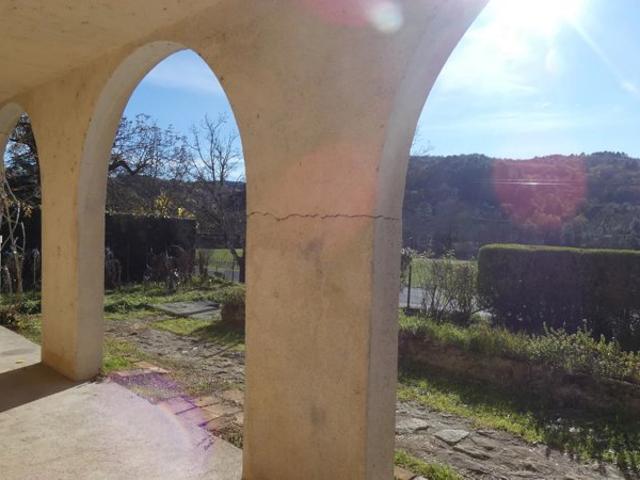 Villa deux logements et jardin 1520 m²