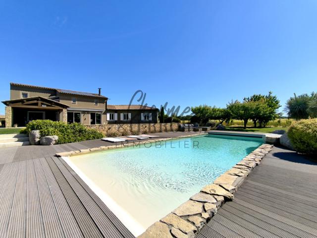 Villa d'exception aux portes d'Uzès Elegance, Confort et A
