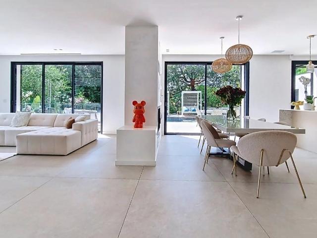 Villa d'Exception à Opio: 6 chambres Luxe et Sérénité 270m² Valbonne