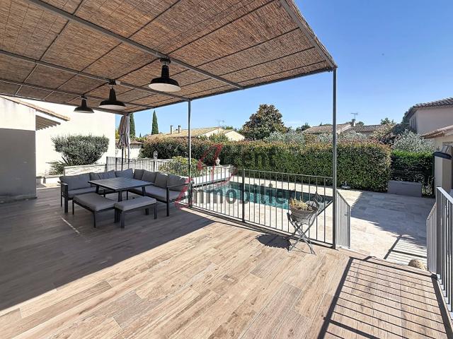 Villa d'exception à Mollégès 154 m² avec jardin et piscine. 154m² Mollégès