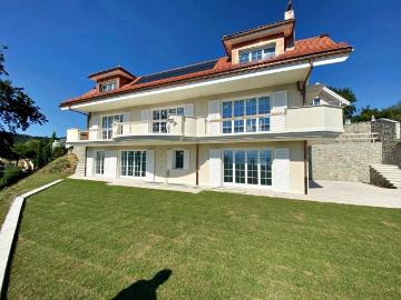 Villa d'Exception de 7.5 pièces – Vue Lac imprenable | 315 m² | Calme absolu
