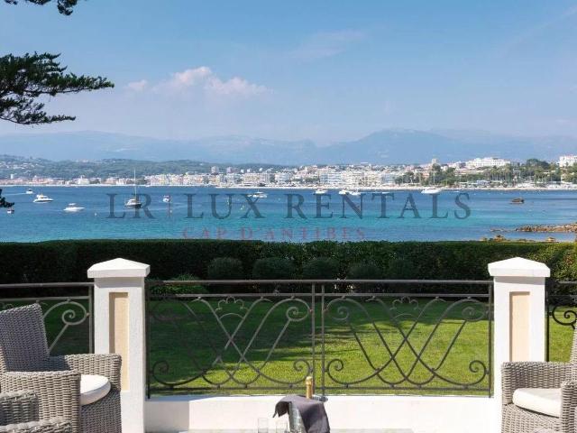Villa d'exception en front de mer 600m² Antibes