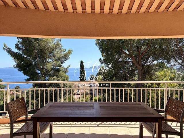 Villa D'exception Vue Mer Dans Les Hauteurs D'aiguebelle 241m² Le Lavandou