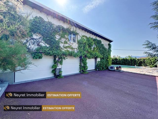 Villa d'exception 225 m2, 2 600 m2 de terrain !