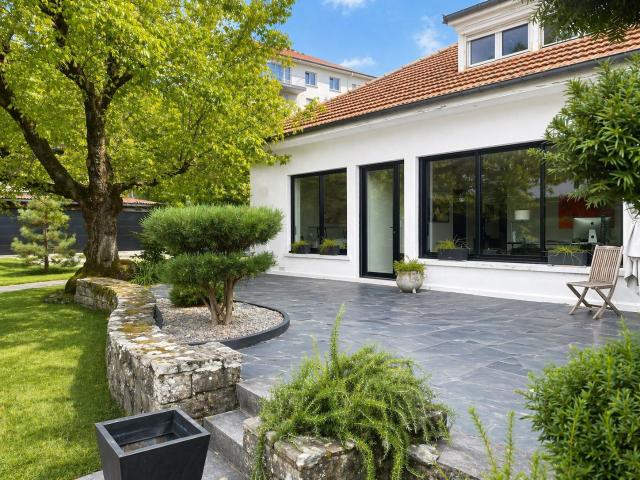 Maison d'architecte rénovée Jardin arboré, lumière et deux l. 278m² Epinal