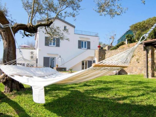 Villa in vendita Via Deserto, Massa Lubrense, Napoli, Campania