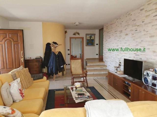 Villa di 400 mq in vendita Strada Provinciale 33C No Number, Sant'Ambrogio di Valpolicella, Verona, Veneto