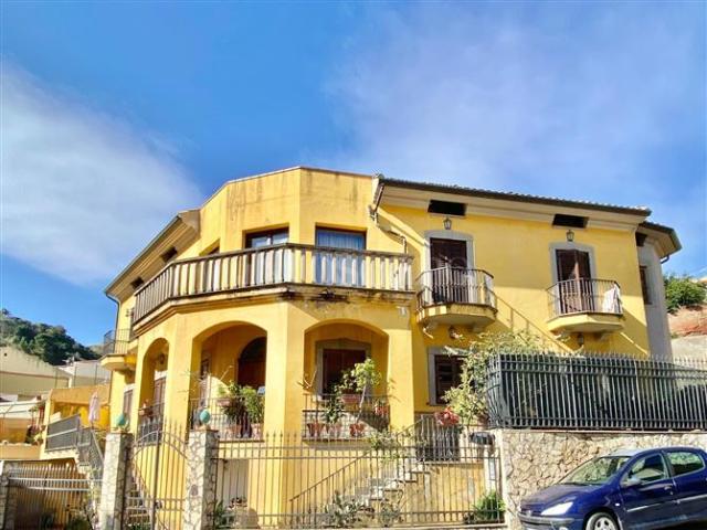 Villa di 431 mq a Villaggio Santo, Camaro, Gazzi Messina
