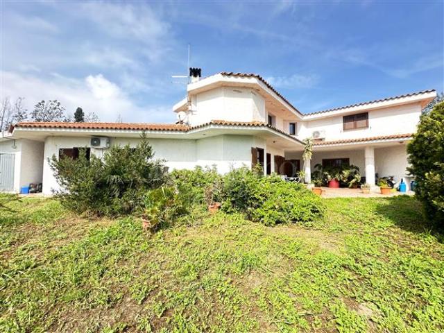 Villa di 450 mq a Baratta Olbia