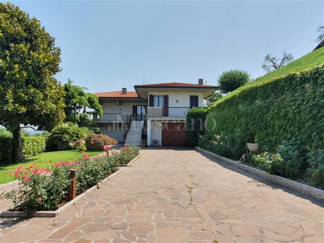 Villa di 450 mq a Lonato del Garda