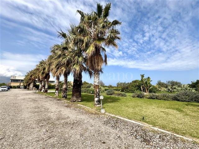 Villa di 45 mq a Campofelice di Roccella