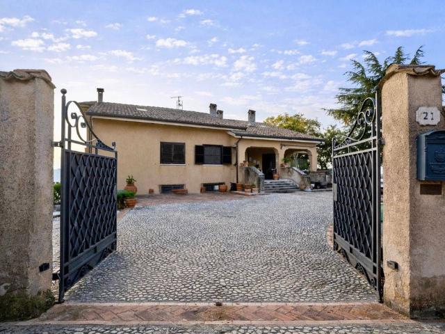 Villa di 461 mq in vendita Via Collecarino, 37, Arpino, Lazio