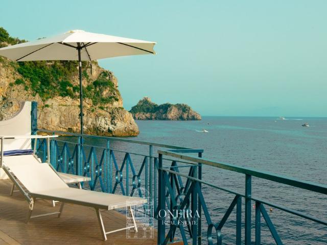Villa di 500 mq in vendita Conca dei Marini, Campania