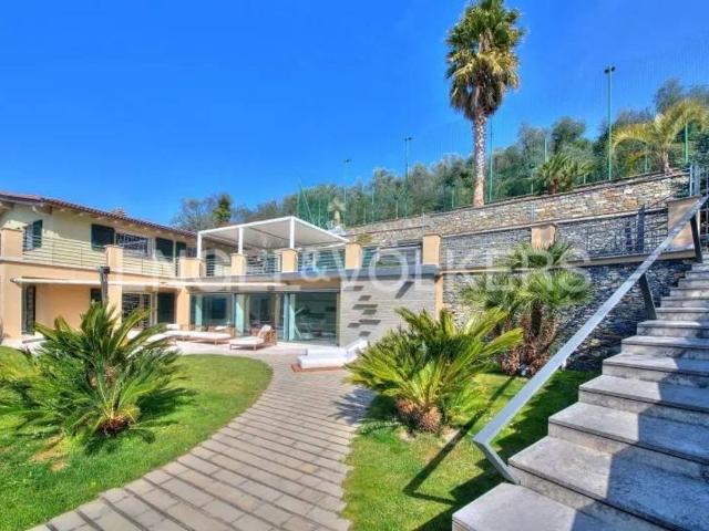 Prestigiosa villa in vendita Via Ageno, Recco, Liguria