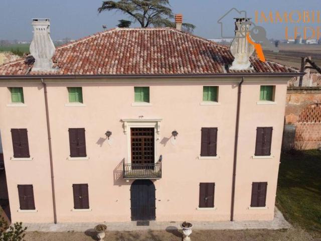 Villa di 540 mq in vendita Via Mandella, Isola Rizza, Verona, Veneto