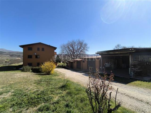 Villa di 550 mq a Sant'Eusanio Forconese