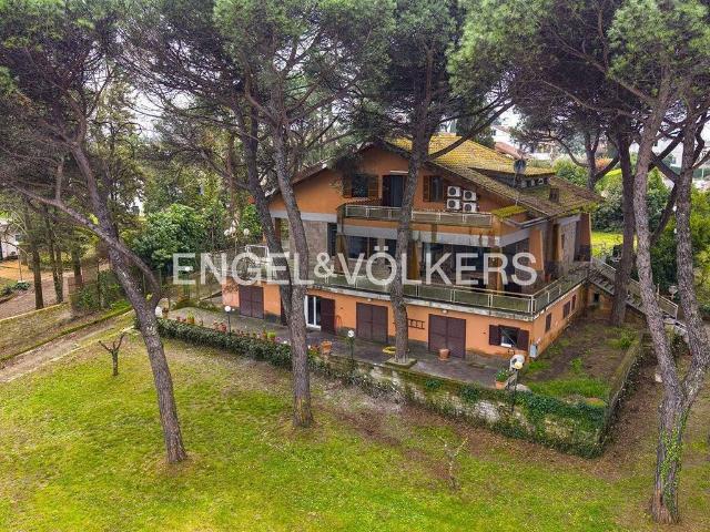 Villa di 550 mq in vendita Traversa Della Selciatella, Bracciano, Roma, Lazio