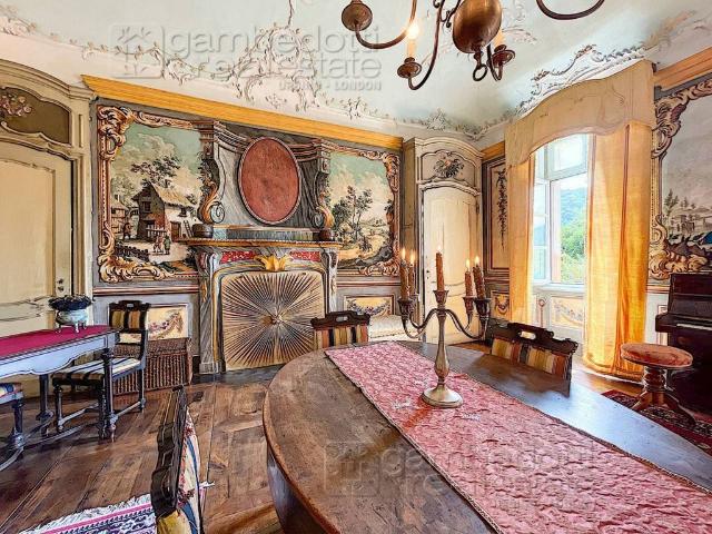 Villa di 550 mq in vendita Via Assarti, 2, Barge, Cuneo, Piemonte