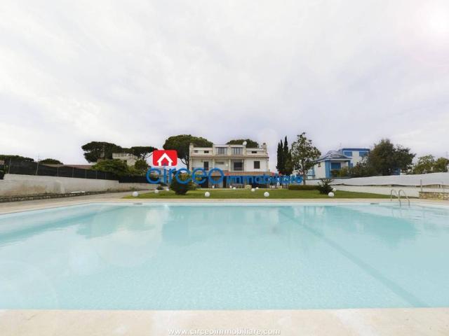 Villa di 598 mq in vendita Via Terracina, San Felice Circeo, Latina, Lazio