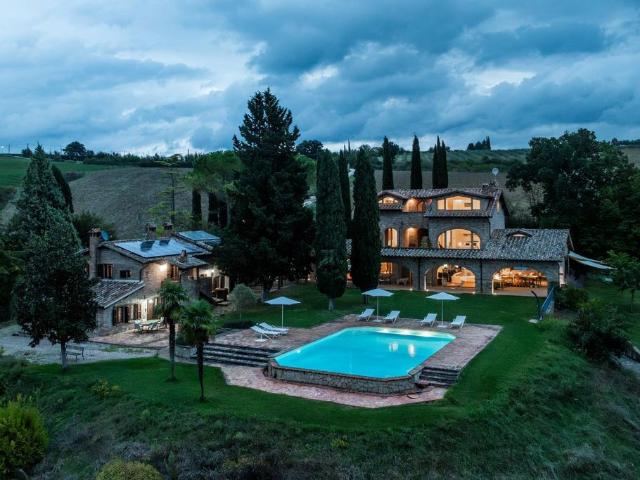 Villa di 600 mq in vendita Strada per Collazzone, Collazzone, Perugia, Umbria