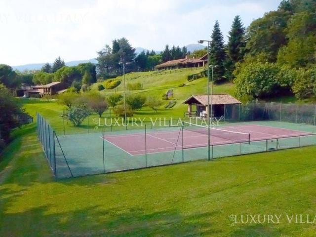 Prestigiosa villa in vendita Eupilio, Lombardia