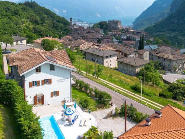 Villa di 650 mq Via dei Laghi, 83, Tenno, Provincia di Trento, Trentino Alto Adige