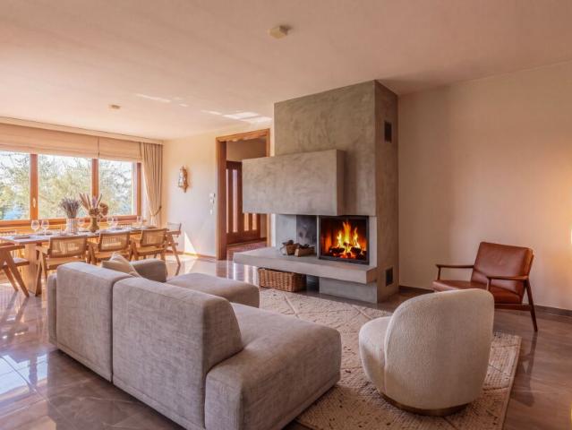 VILLA DI 6.5 LOCALI CON AMPIO GIARDINO E PRIVACY A CORTEGLIA