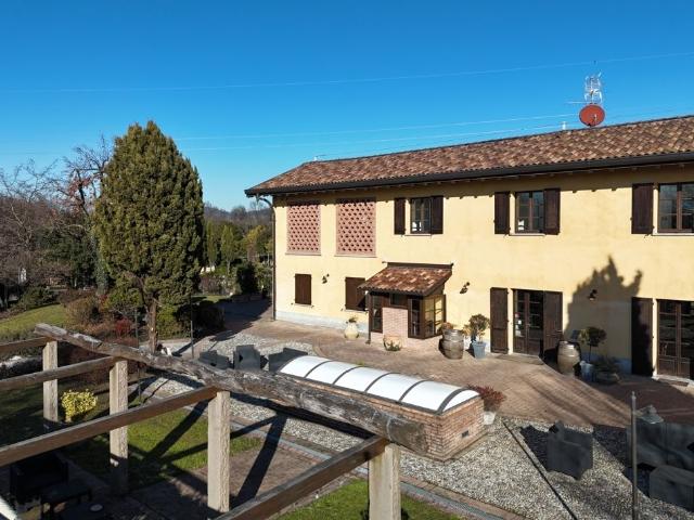 Villa in vendita Osnago, Italia