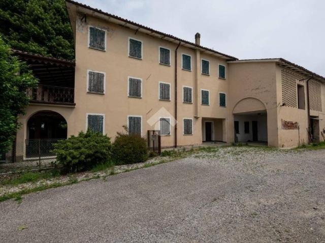 Prestigiosa villa di 897 mq in vendita, Via 18 Giugno, 12, Volpago del Montello, Treviso, Veneto