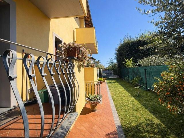 Villa di 90 mq in vendita Pietrasanta, Italia