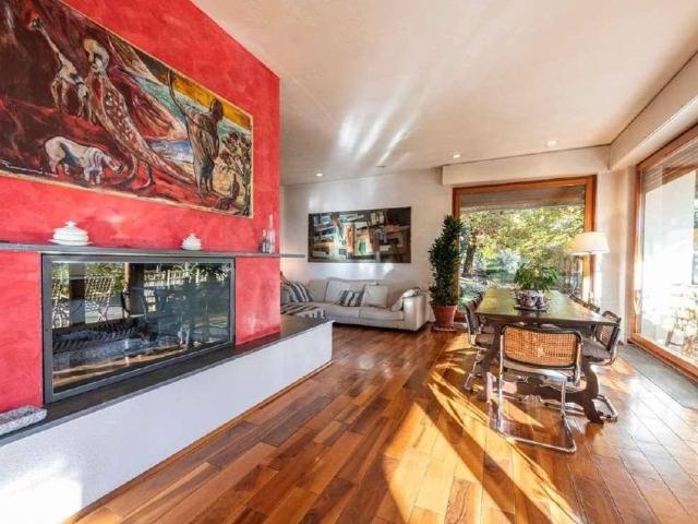 Villa di 950 mq in vendita San Fermo della Battaglia, Italia