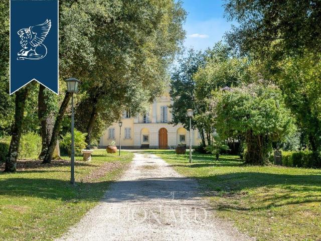 Villa di 1000 mq in vendita Rieti, Italia