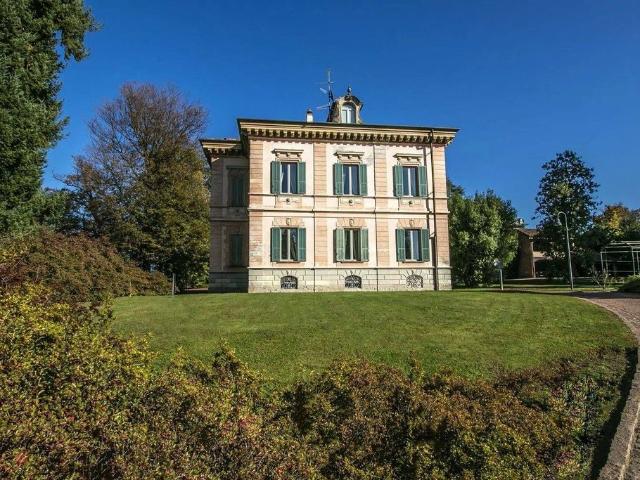 Prestigiosa villa di 1225 mq in vendita, Via Camillo Benso Conte Di Cavour, 7, Albiolo, Como, Lombardia