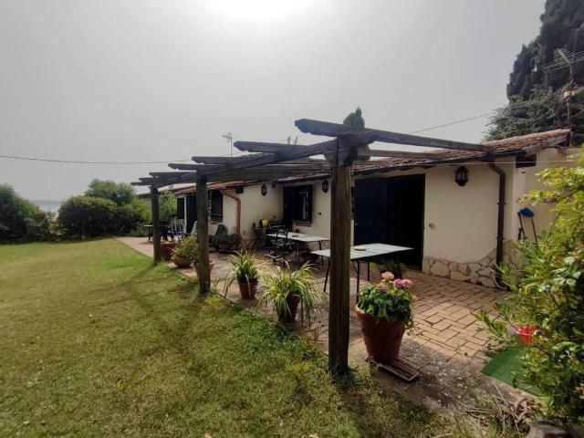 Villa di 103 mq in vendita Via Le Prata, Trevignano Romano, Roma, Lazio