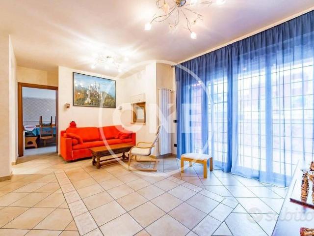 Villa di 130 m² con 5 locali a Roma