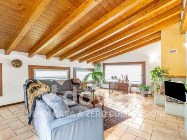 Villa di 150 m con 5 locali e box auto in vendita a Gavardo [rif. DV 7164 3]
