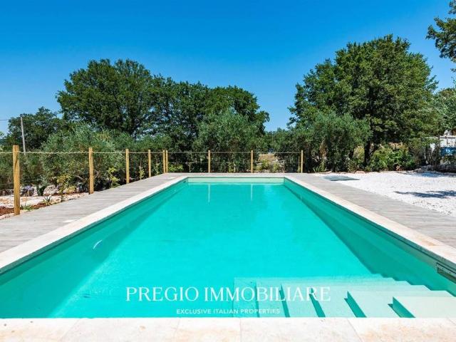 Villa di 155 mq in vendita Strada CinqueNoci, Locorotondo, Bari, Puglia