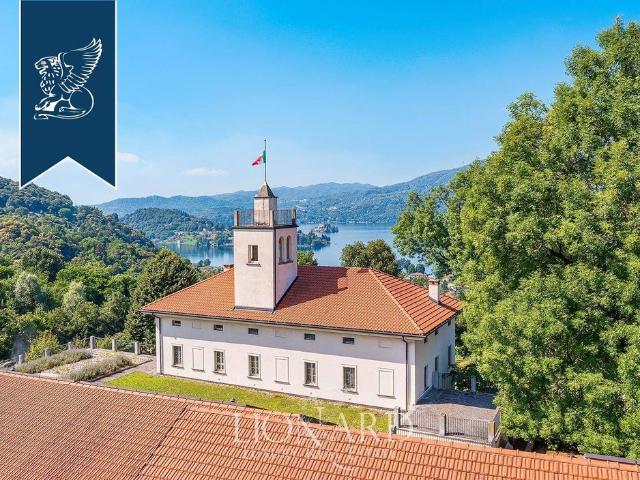 Villa di 1600 mq in vendita Pettenasco, Piemonte